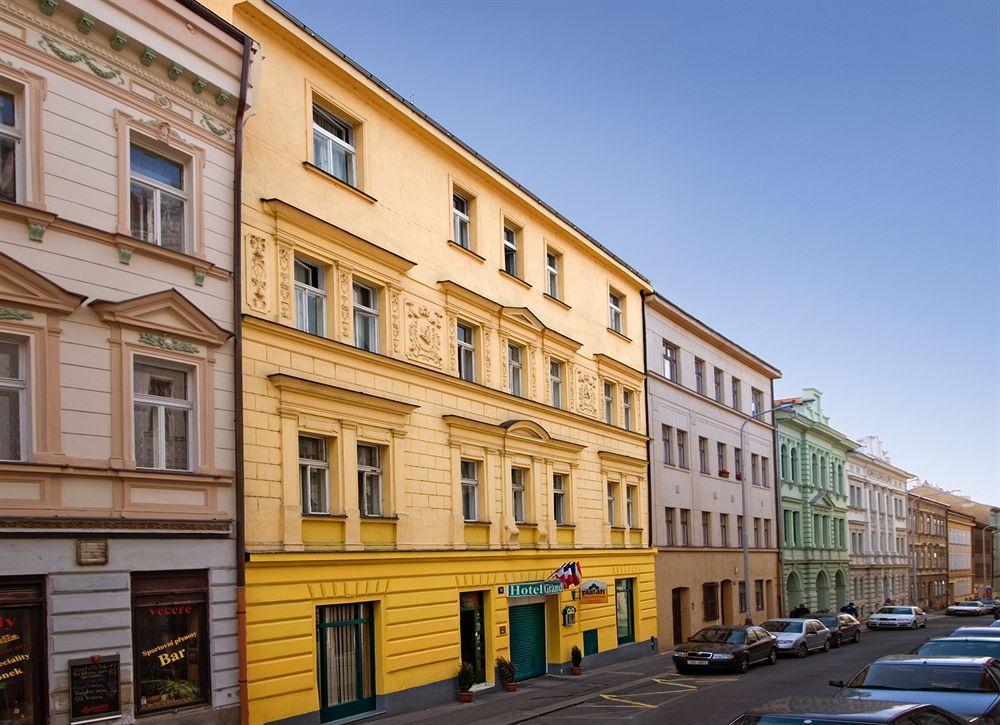 Apartment House Zizkov Prague Extérieur photo